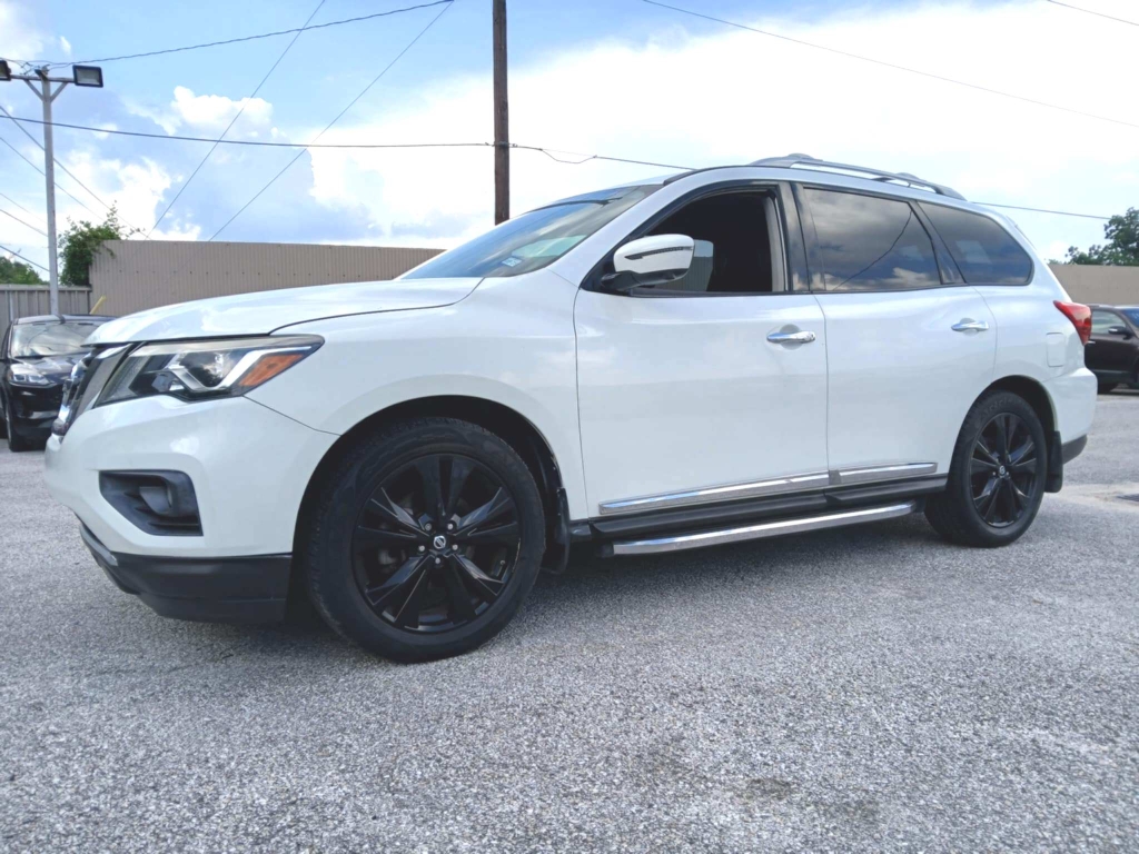 2018 Nissan Pathfinder Platinum